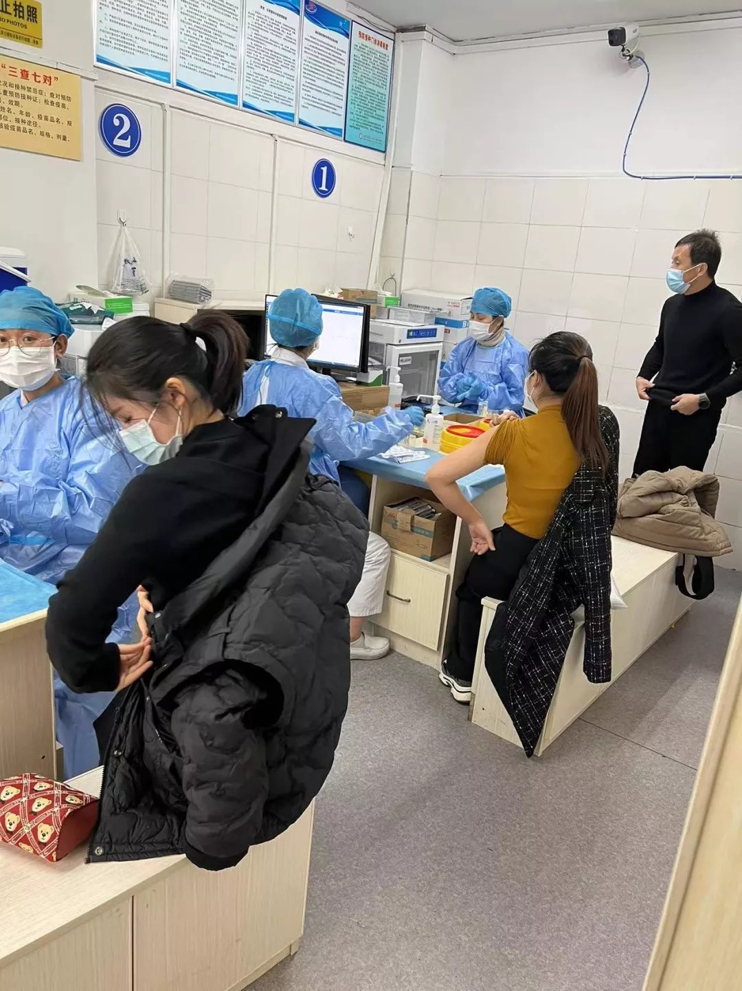 资阳城投集团有效坚韧防疫成就 组织员工接种“加强针”